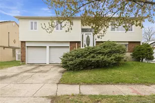 112-14 180th St, Addisleigh Park, NY 11433 - Photo 2