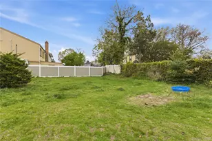 112-14 180th St, Addisleigh Park, NY 11433 - Photo 20