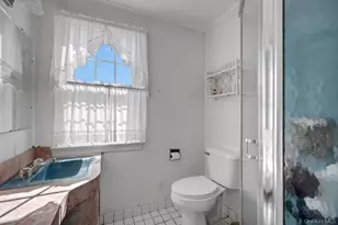 16 Ria Dr, White Plains, NY 10605 - Photo 16