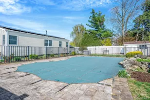 46 Sheldon Pl, Commack, NY 11725 - Photo 26