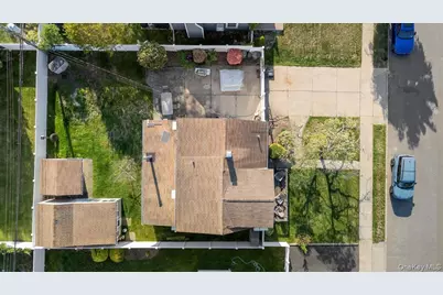 42 Haven Lane, Levittown, NY 11756 - Photo 34