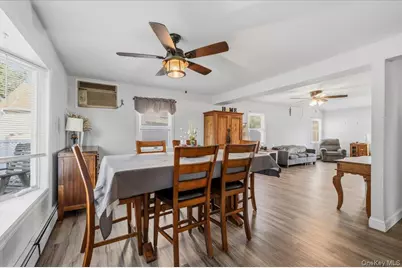 42 Haven Lane, Levittown, NY 11756 - Photo 4