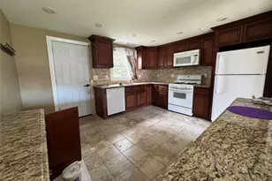 33 Hurd Ave, Garnerville, NY 10923 - Photo 8