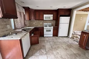 33 Hurd Ave, Garnerville, NY 10923 - Photo 6