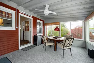 31 Kingston Ave, Poughkeepsie, NY 12603 - Photo 24