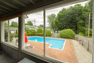 31 Kingston Ave, Poughkeepsie, NY 12603 - Photo 26