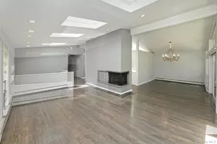 15 Mariners Ct, Centerport, NY 11721 - Photo 14