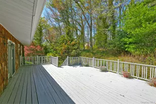 15 Mariners Ct, Centerport, NY 11721 - Photo 30