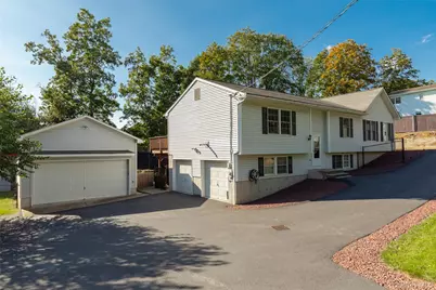 41 Martin Drive, Poughkeepsie, NY 12603 - Photo 2