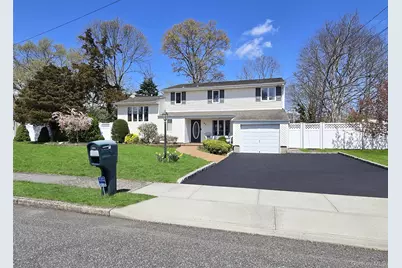 31 Executive Road, Selden, NY 11784 - Photo 1
