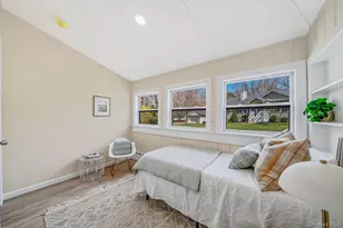 18 Cove Dr, Sound Beach, NY 11789 - Photo 16