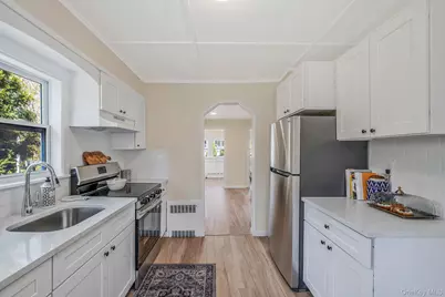 18 Cove Drive, Sound Beach, NY 11789 - Photo 10