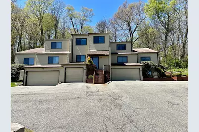 19 Butternut Court, Highland Mills, NY 10930 - Photo 2