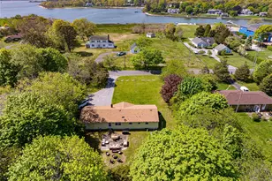 27 Sunset Ave, East Quogue, NY 11942 - Photo 24