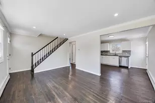 69 Parkway Blvd, Wyandanch, NY 11798 - Photo 10
