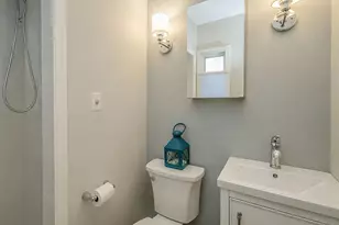 61 Cleveland Ave, Glen Head, NY 11545 - Photo 12