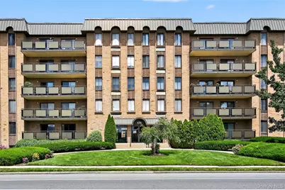 175 Maple Avenue #3G, Westbury, NY 11590 - Photo 1