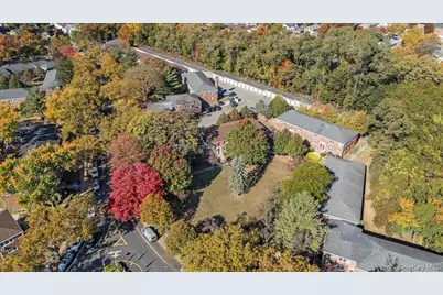 224-14 Kingsbury Avenue #B, Bayside, NY 11364 - Photo 4