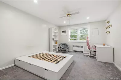 224-14 Kingsbury Avenue #B, Bayside, NY 11364 - Photo 18