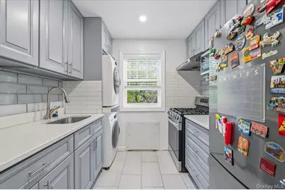 224-14 Kingsbury Avenue #B, Bayside, NY 11364 - Photo 14