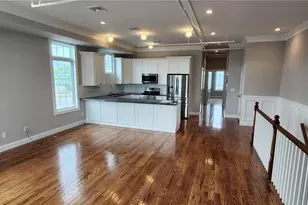 22 Bayville Ave, Bayville, NY 11709 - Photo 4