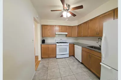 220-30 64th Avenue #3 Fl, Bayside, NY 11364 - Photo 6
