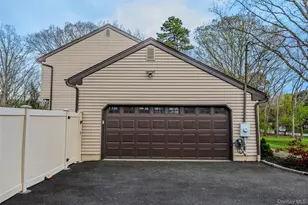 119 Helme Ave, Miller Place, NY 11764 - Photo 32