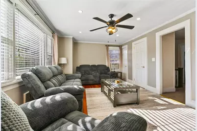 41 Rhodes Street, New Rochelle, NY 10801 - Photo 18