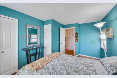104 Saddle Lane, Levittown, NY 11756 - Photo 10