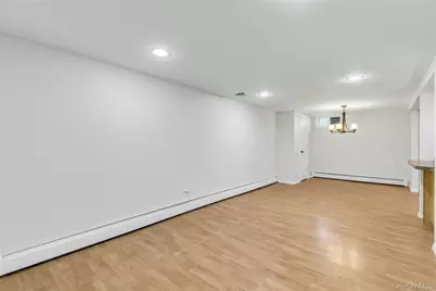 183 Division Avenue, Blue Point, NY 11715 - Photo 24