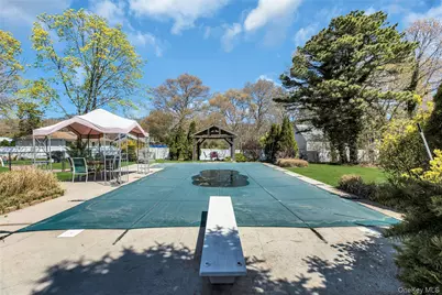183 Division Avenue, Blue Point, NY 11715 - Photo 8