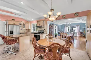 183 Division Ave, Blue Point, NY 11715 - Photo 4