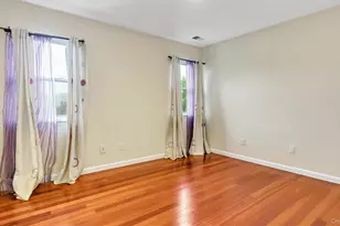 47 Carriage Rd, Roslyn, NY 11576 - Photo 22