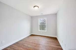 42 Volta Dr, Deer Park, NY 11729 - Photo 18