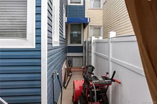 115-18 147th St, Jamaica, NY 11436 - Photo 24