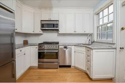 645 N Broadway #29, Hastings on Hudson, NY 10706 - Photo 8