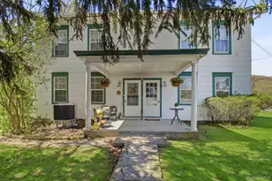 417-419 Old Indian Rd, Milton, NY 12547 - Photo 2