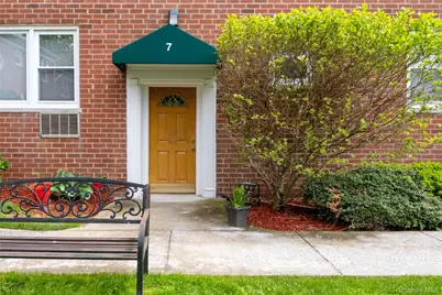 643 Pelham Road #7 D, New Rochelle, NY 10805 - Photo 1