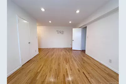 270 N Broadway #2HI, Yonkers, NY 10701 - Photo 16