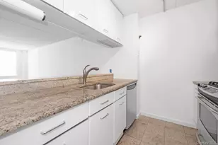 4 Martine Ave, White Plains, NY 10606 - Photo 10