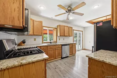 7 Vincent Lane, Pine Island, NY 10969 - Photo 8