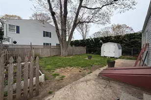 17 Eastover Rd, Sayville, NY 11782 - Photo 18