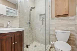 44 Steven Pl, Smithtown, NY 11787 - Photo 36