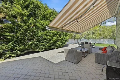 44 Steven Place, Smithtown, NY 11787 - Photo 40