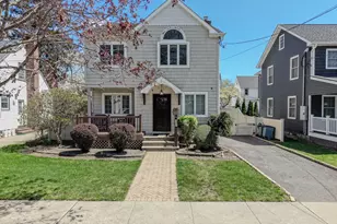 141 Collins Ave, Williston Park, NY 11596 - Photo 26