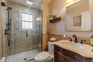 141 Collins Ave, Williston Park, NY 11596 - Photo 10