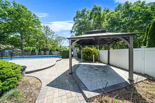 14 Gaetano Ln, Coram, NY 11727 - Photo 10