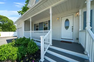 14 Gaetano Ln, Coram, NY 11727 - Photo 4