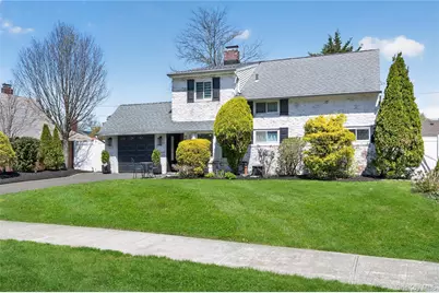 2101 Salisbury Park Drive, Westbury, NY 11590 - Photo 2
