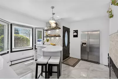 2101 Salisbury Park Drive, Westbury, NY 11590 - Photo 8